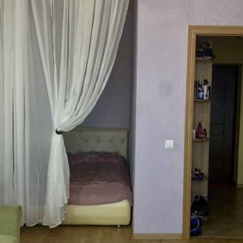 Продается 1-комнатная квартира, 40 м²