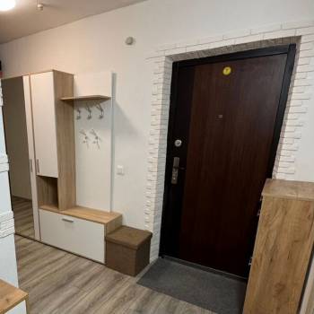 Продается 2-х комнатная квартира, 56 м²