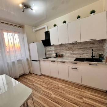 Сдается 1-комнатная квартира, 40 м²