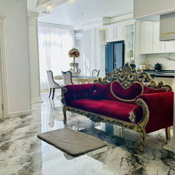 Продается 3-х комнатная квартира, 105 м²