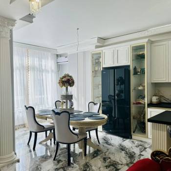 Продается 3-х комнатная квартира, 105 м²