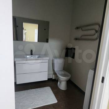 Продается 1-комнатная квартира, 50 м²