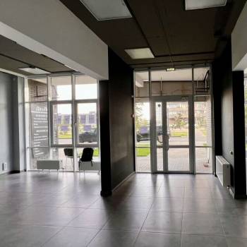 Сдается Нежилое помещение, 73 м²