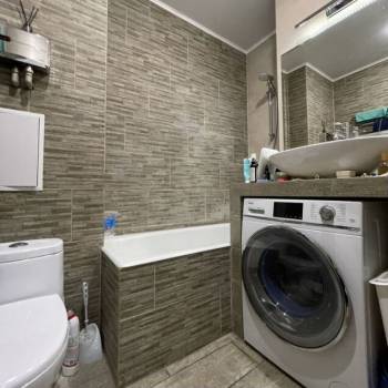 Продается 1-комнатная квартира, 32 м²