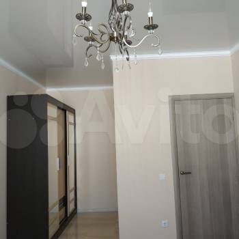 Продается 1-комнатная квартира, 39 м²