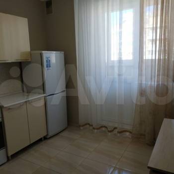 Продается 1-комнатная квартира, 39 м²