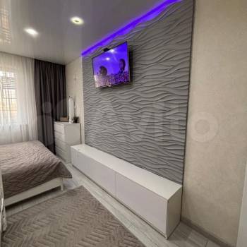 Продается 1-комнатная квартира, 42 м²