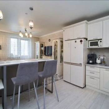 Продается 2-х комнатная квартира, 60 м²