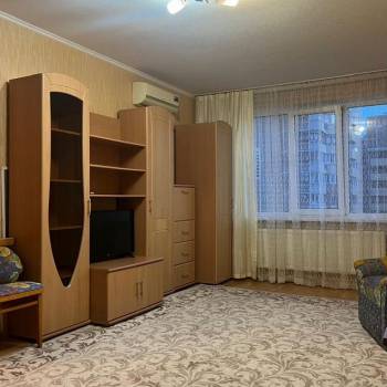 Продается 1-комнатная квартира, 40 м²