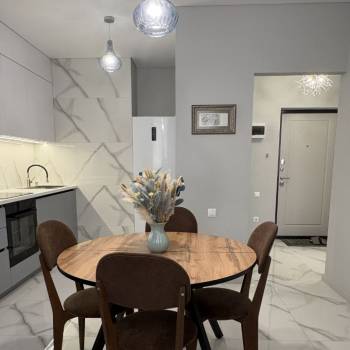 Продается 1-комнатная квартира, 39 м²