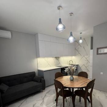 Продается 1-комнатная квартира, 39 м²