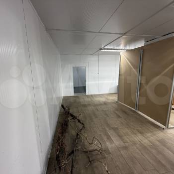 Сдается Нежилое помещение, 200 м²