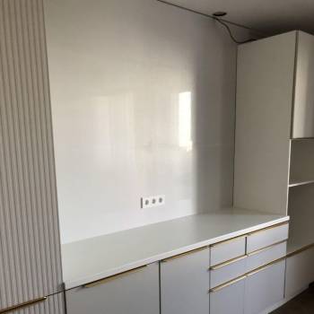 Продается 1-комнатная квартира, 32 м²