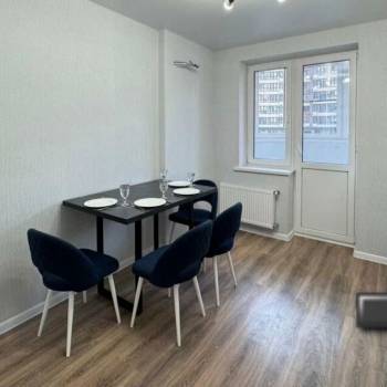 Сдается 1-комнатная квартира, 44 м²