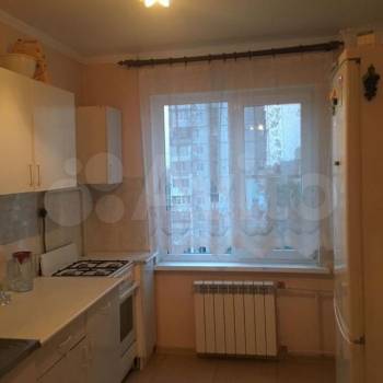 Продается Многокомнатная квартира, 74 м²