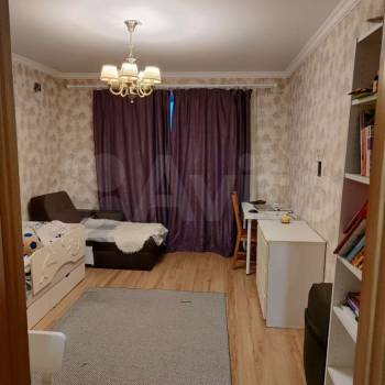 Сдается 1-комнатная квартира, 46 м²