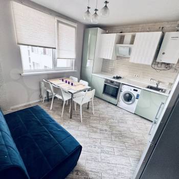 Продается 1-комнатная квартира, 38 м²