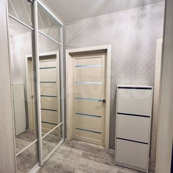 Продается 1-комнатная квартира, 38 м²