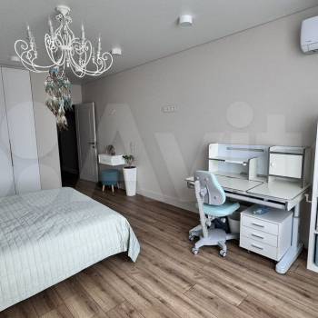 Продается Многокомнатная квартира, 150 м²