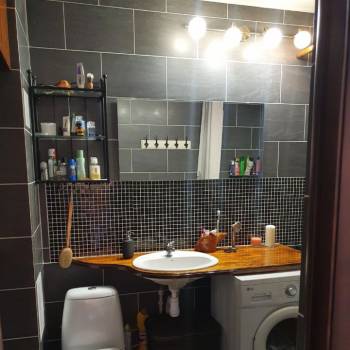 Продается 1-комнатная квартира, 42 м²