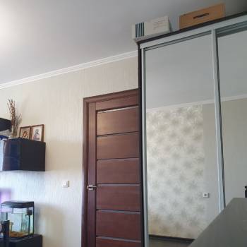 Продается 1-комнатная квартира, 42 м²