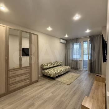 Сдается 1-комнатная квартира, 38 м²