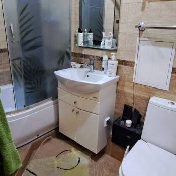 Продается 1-комнатная квартира, 44 м²