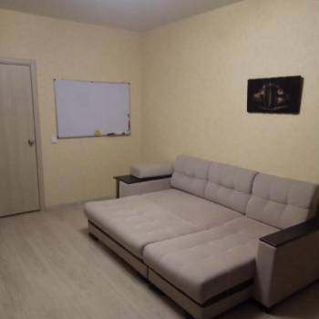 Продается 1-комнатная квартира, 40 м²