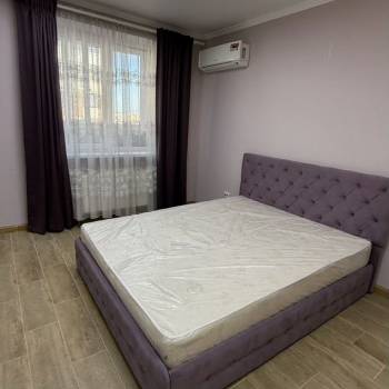 Продается 1-комнатная квартира, 45 м²