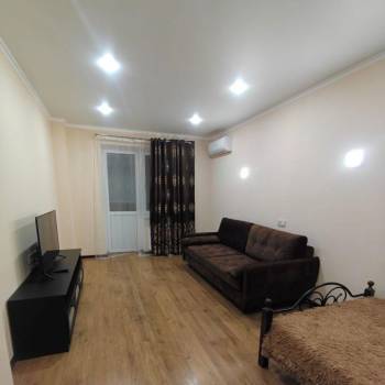 Сдается 1-комнатная квартира, 50 м²