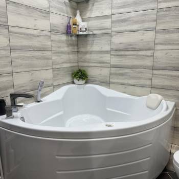 Продается 1-комнатная квартира, 43 м²