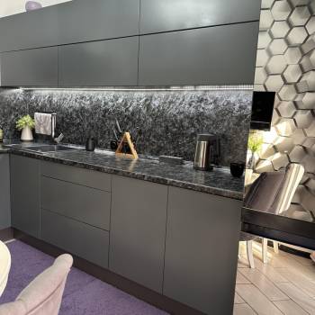 Продается 1-комнатная квартира, 43 м²