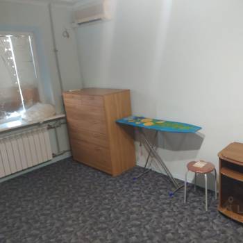 Продается 1-комнатная квартира, 32 м²