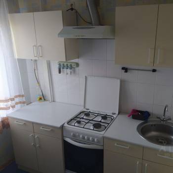 Продается 1-комнатная квартира, 32 м²