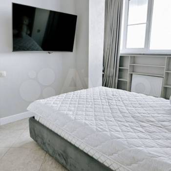 Продается 1-комнатная квартира, 36 м²