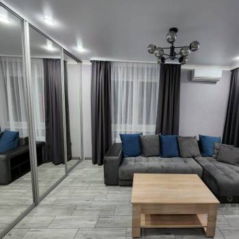 Сдается 2-х комнатная квартира, 60 м²