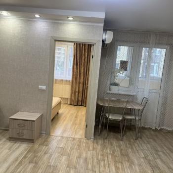 Сдается 1-комнатная квартира, 44 м²