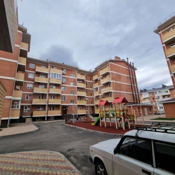 Продается 1-комнатная квартира, 35 м²