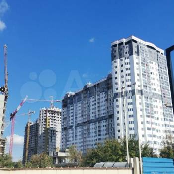Продается 1-комнатная квартира, 43 м²