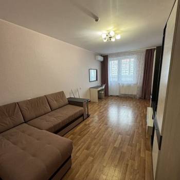 Сдается 1-комнатная квартира, 45 м²
