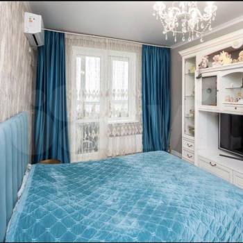 Продается 1-комнатная квартира, 44 м²