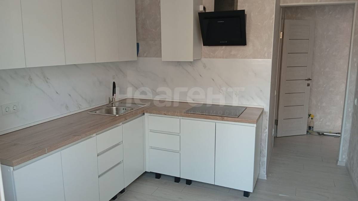 Сдам 2-х комн. квартиру, ЖК Лучший, ул. Петра Метальникова