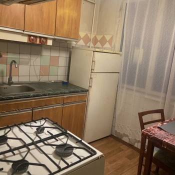 Сдается Многокомнатная квартира, 60 м²