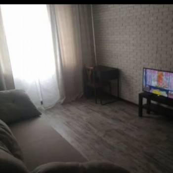 Продается 1-комнатная квартира, 44 м²