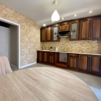 Продается 1-комнатная квартира, 39 м²