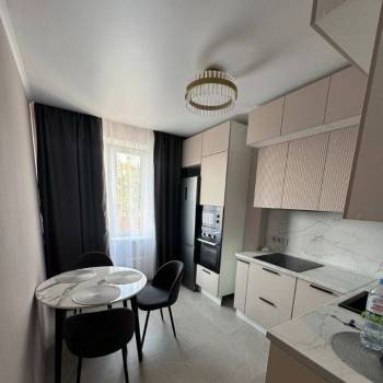 Сдается 1-комнатная квартира, 34 м²