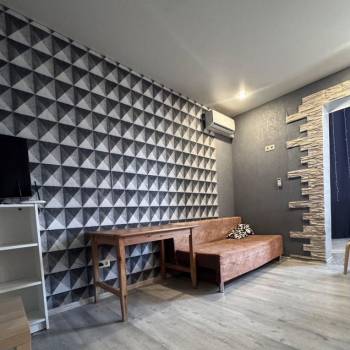 Продается 1-комнатная квартира, 28 м²