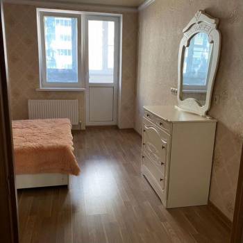 Сдается 2-х комнатная квартира, 70 м²
