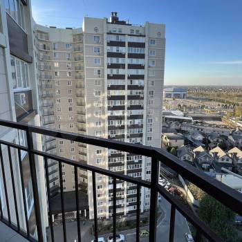 Продается 1-комнатная квартира, 36 м²