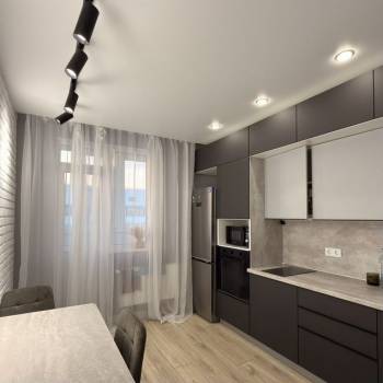 Сдается 1-комнатная квартира, 37 м²